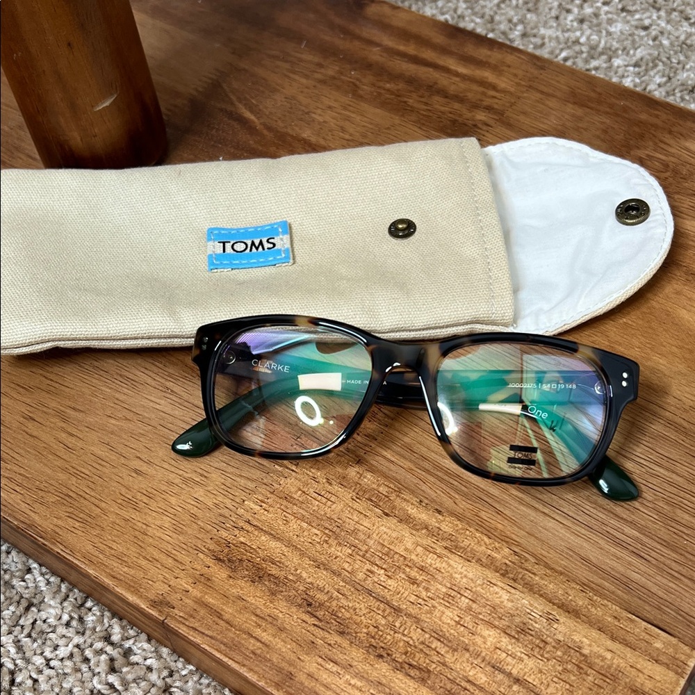 TOMS Clarke Tortoise and Green  Blue Light Blockers